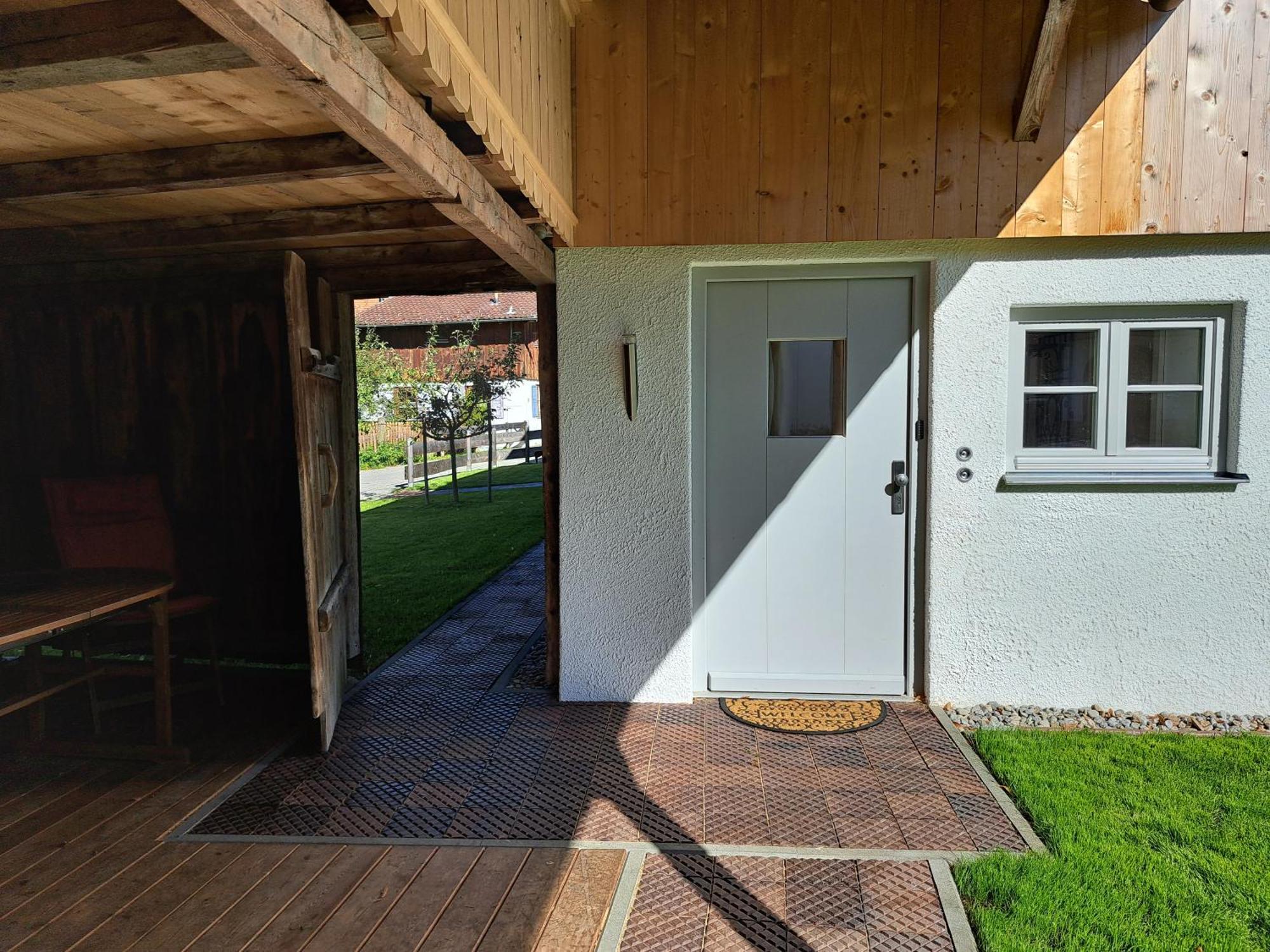 Neu! Ferienwohnungen Im Lueftlmalereck, Hennalahaus Oberammergau Eksteriør billede