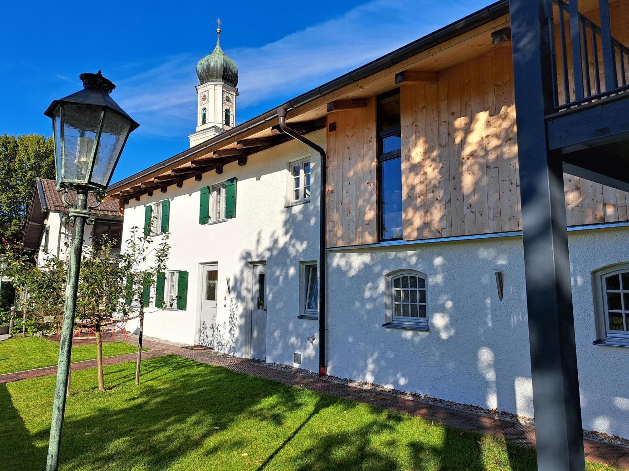 Neu! Ferienwohnungen Im Lueftlmalereck, Hennalahaus Oberammergau Eksteriør billede