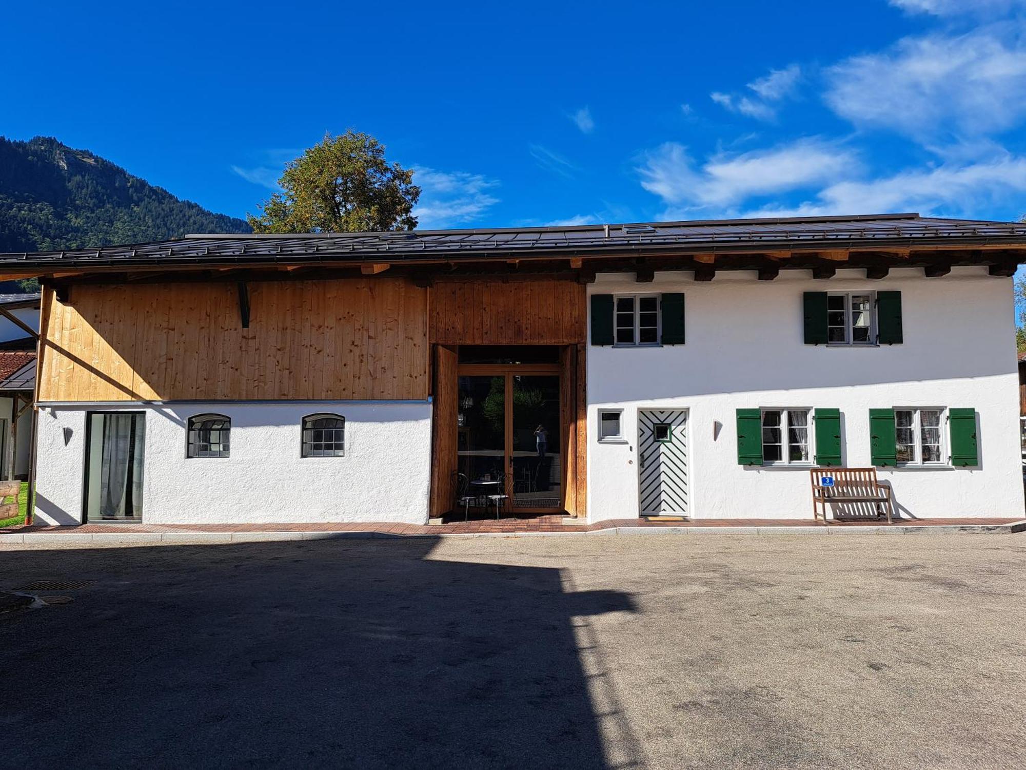 Neu! Ferienwohnungen Im Lueftlmalereck, Hennalahaus Oberammergau Eksteriør billede